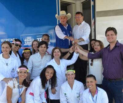 Fibria faz doação de Unidade Móvel de Atendimento Médico Odontológico para Três Lagoas