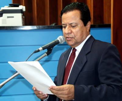 Deputado Amarildo Cruz cobra aplicação da lei sobre obrigatoriedade de assistente social nas escolas