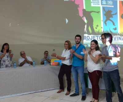 Alunos das escolas municipais participam de projeto para prevenção da gravidez na adolescência