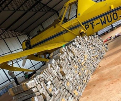 Policia de SP descobre avião que saiu de MS recheado de maconha
