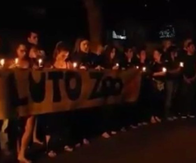  Universitários fazem homenagem à estudante assassinada em Ilha Solteira