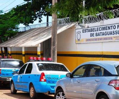 Presídio de Bataguassu fecha e 60 presos são soltos com tornozeleiras