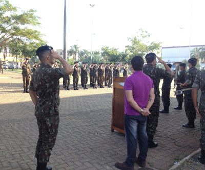 Exército e Prefeitura fazem ato em homenagem ao Dia da Vitória