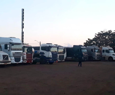 Caminhoneiro três-lagoense fala como está a greve no estado de Goiás