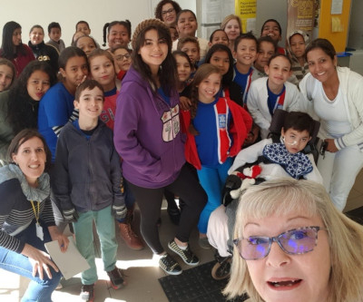 Alunos visitam e conhecem a rotina do Banco do Brasil