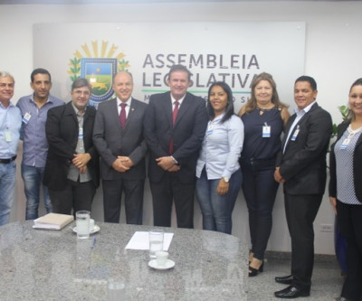 Vereadores se reúnem com deputado Eduardo Rocha para permanência de macrorregião da saúde de Três Lagoas