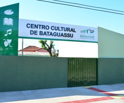 Centro Cultural oferece inscrições para oficinas de Dança Livre e Coral Adulto