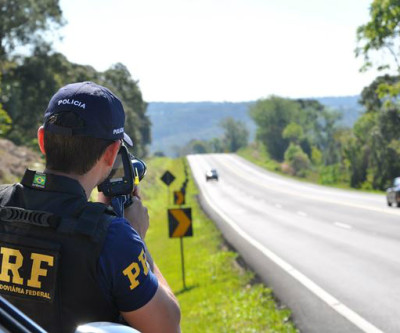 PRF lança Operação Semana Santa com foco em velocidade, embriaguez e ultrapassagens