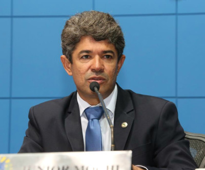 Governo propõe prorrogação para 2018 abono para servidores