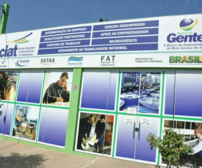 Casa do trabalhador oferece 100 vagas para motorista carreteiro