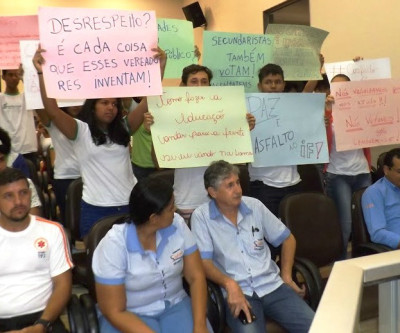 Manifestação de alunos e professores do IFMS ‘esquenta o clima’ entre vereadores