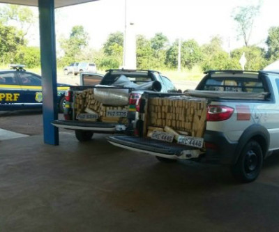 Patrulha Rural da PM e PRF prendem 7 pessoas e apreendem 1609kg de drogas