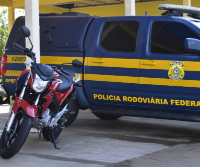  PRF encontra moto abandonada na Ponte do Rio Paraná, e a suspeita é de que jovem tenha pulado no rio