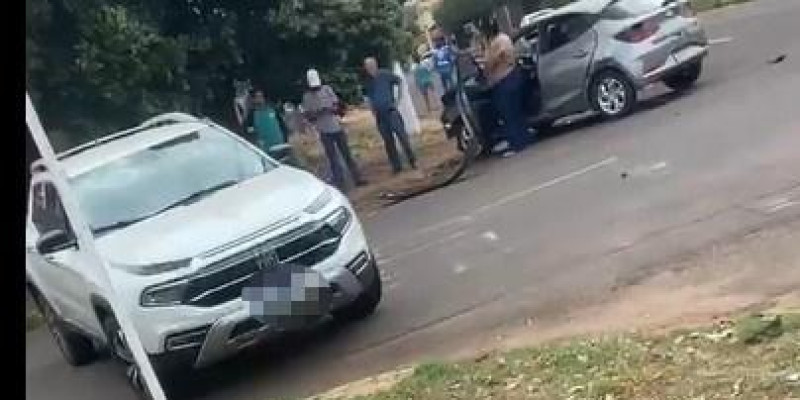 Dois acidentes no mesmo cruzamento reacendem pedido por quebra-molas