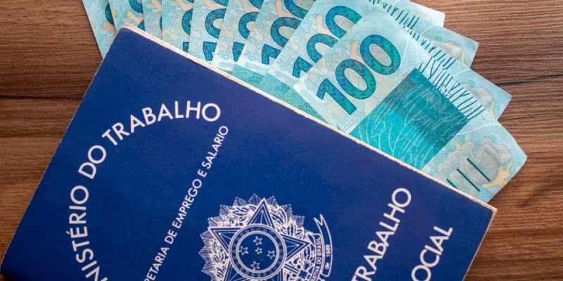 Salário mínimo pode subir R$ 120 e chegar a R$ 1.741 em 2027