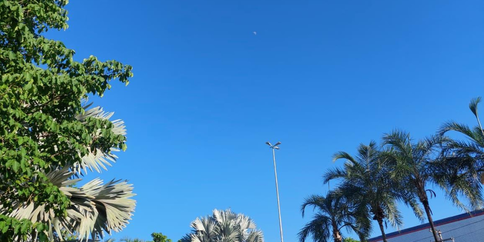 Segunda-feira começa com tempo firme e calor em Três Lagoas