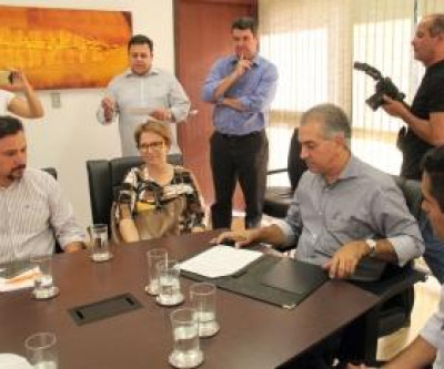 Azambuja sanciona Programa de Desligamento Voluntário