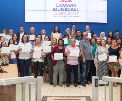 Sessão solene marca homenagens pelo centenário do Hospital Auxiliadora