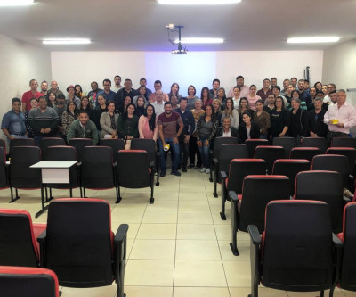 Vigilância Sanitária participa de capacitação de programas de monitoramento de alimentos