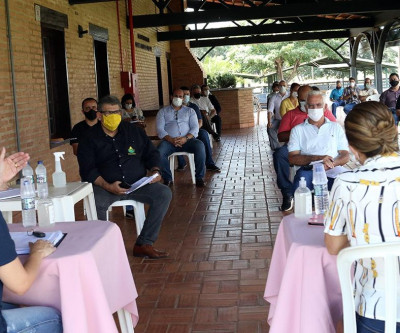 Em complemento às restrições previstas no Decreto Estadual, Comitê Covid-19 de Três Lagoas suspende atividades de lazer e religiosas