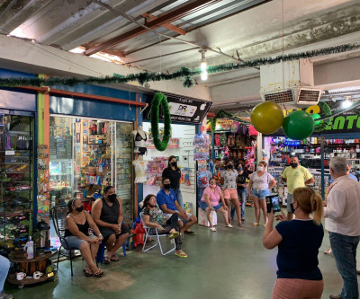Lojistas do Shopping Popular recebem autorização especial para expor produtos em frente às lojas durante festas de final de ano