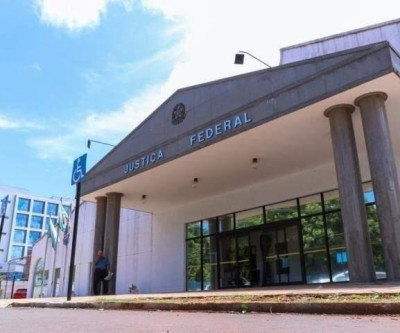 Golpistas miram famílias de presos e cobram fiança via Pix, alerta Justiça