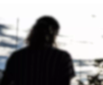 Músico volta a ser preso após pedido da defesa de jornalista agredida em Campo Grande