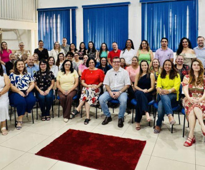 Cassiano Maia se reúne com equipe da SEMEC e parabeniza pelo destaque de 12 Escolas Municipais no Prêmio MS Alfabetiza