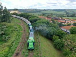 Rumo poderá disputar nova concessão da Malha Oeste mesmo após multas de R$ 105 milhões por abandono da ferrovia
