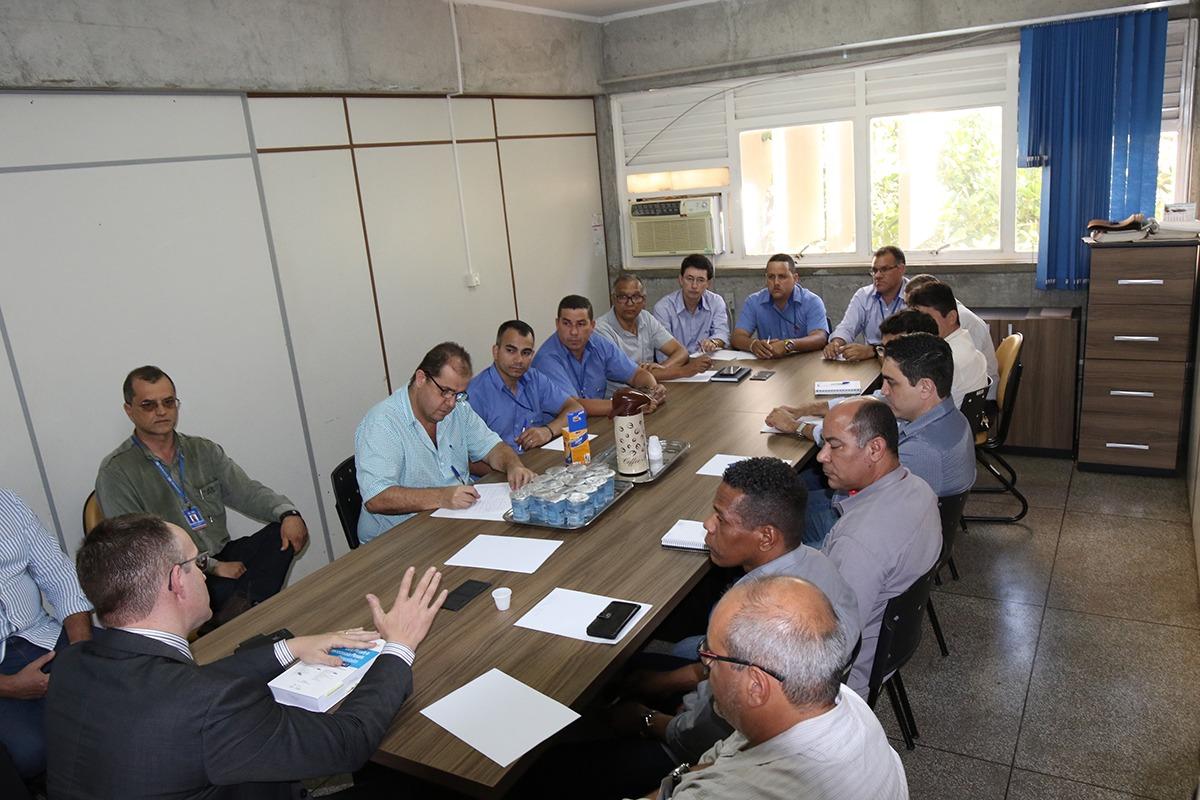 PROCON e promotor de justiça realizam reunião sobre leis do consumidor
