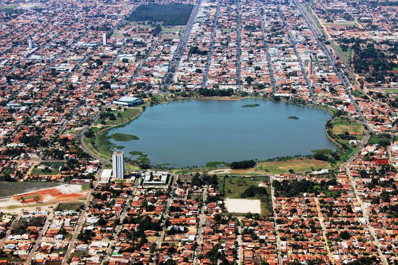 Fornecimento de água deverá ser restabelecido até às 17h no Centro de Três Lagoas Fornecimento de água deverá ser restabelecido até às 17h no Centro de Três Lagoas