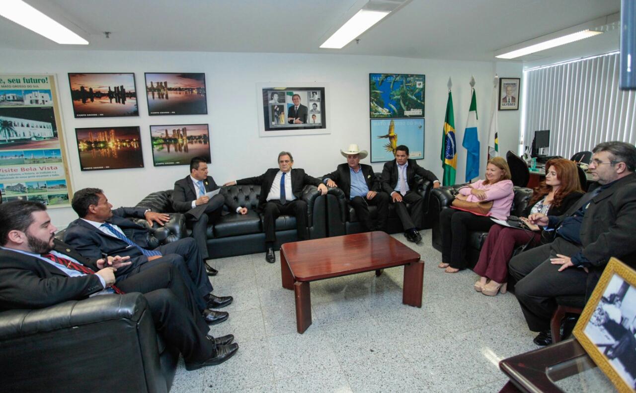 Em Brasília, prefeito discute a liberação de R$ 52 milhões e continuidade de obras