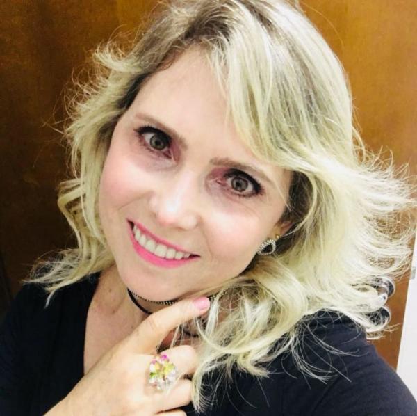 Professora de Brasilândia morre com suspeita de dengue hemorrágica Professora de Brasilândia morre com suspeita de dengue hemorrágica