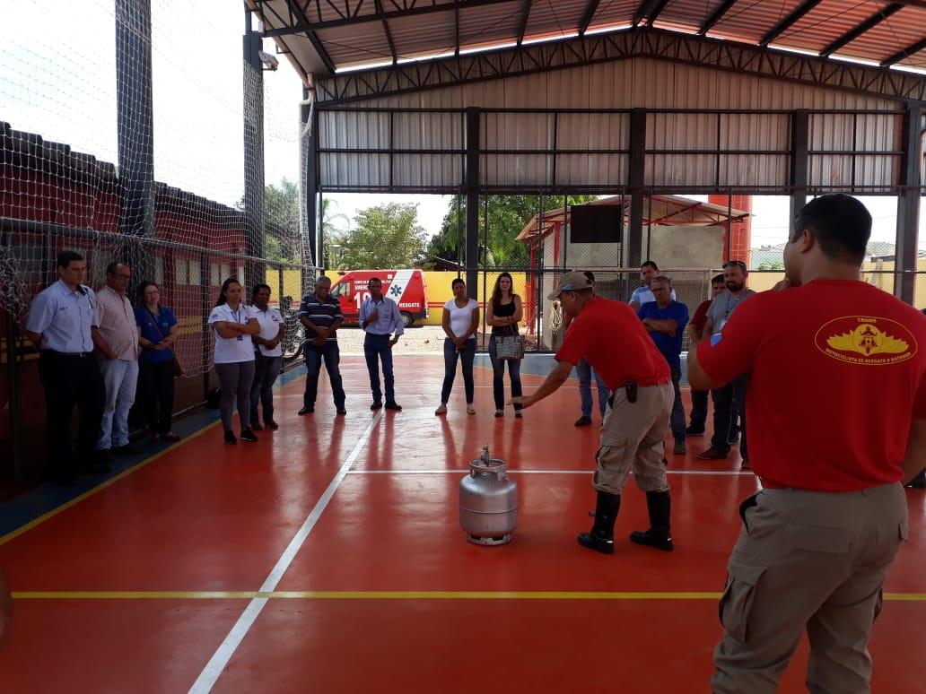 Corpo de Bombeiros Militar em Três Lagoas realiza curso de formação de brigada a servidores públicos