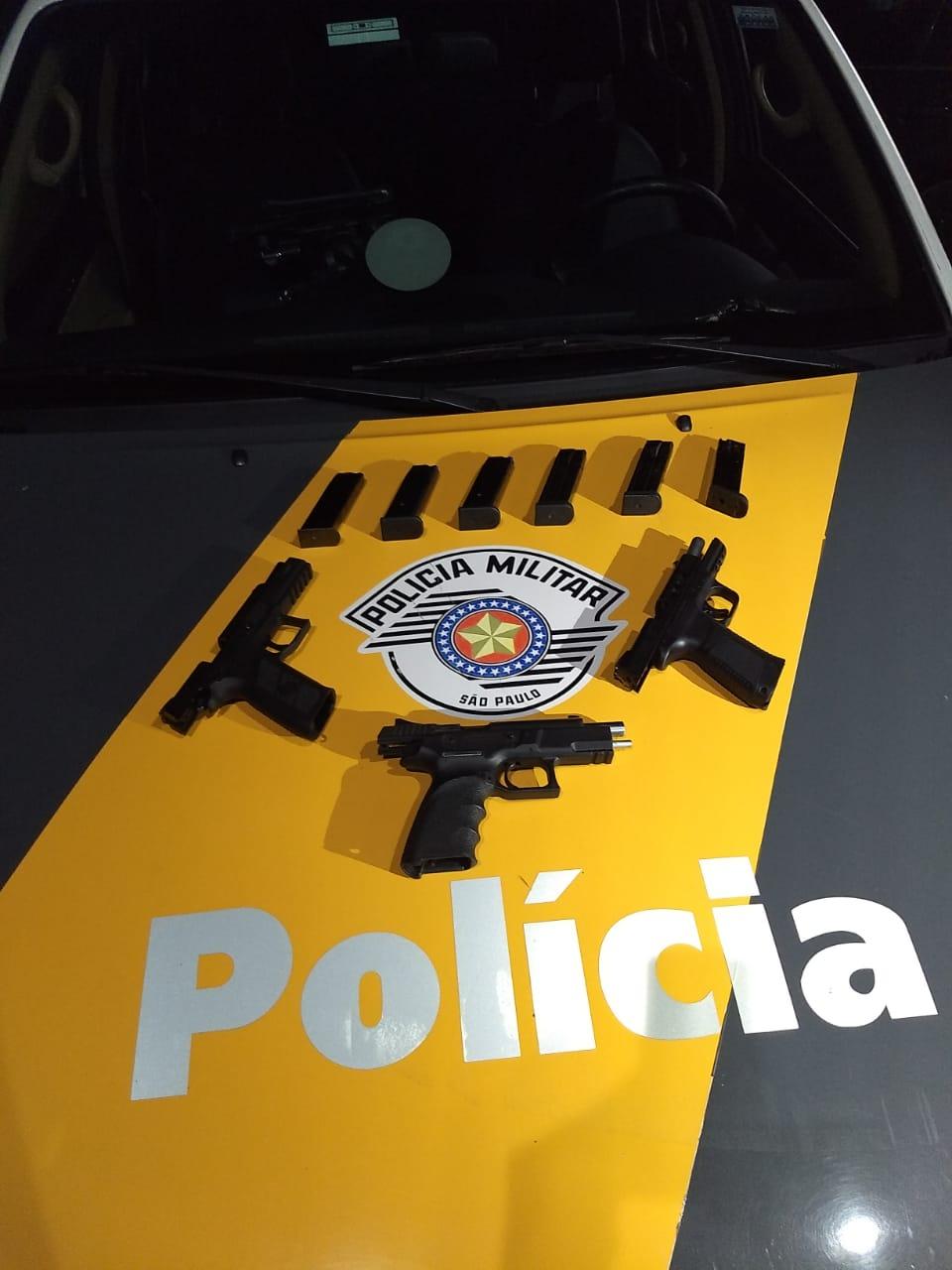 Casal é preso com armas de uso restrito no interior paulista