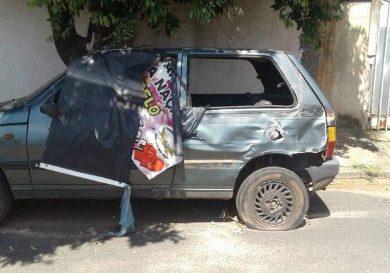 Mobilidade Urbana identifica mais de 30 veículos abandonados Mobilidade Urbana identifica mais de 30 veículos abandonados