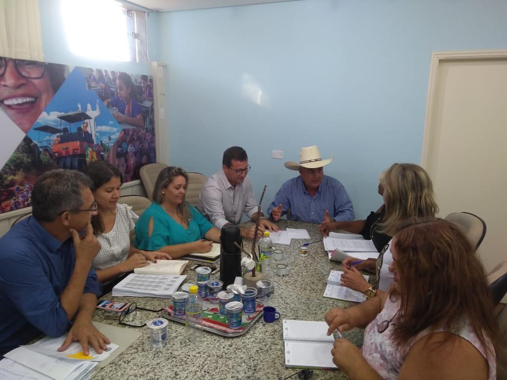 Professores e Especialistas em Educação receberão 7,37% de reajuste salarial em fevereiro  Professores e Especialistas em Educação receberão 7,37% de reajuste salarial em fevereiro