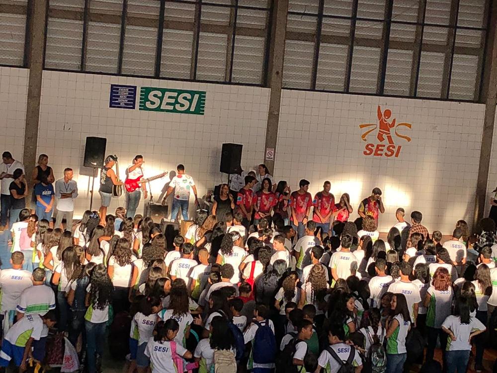 Com festa e novidades, alunos das escolas do Sesi no Estado têm recepção especial na volta às aulas