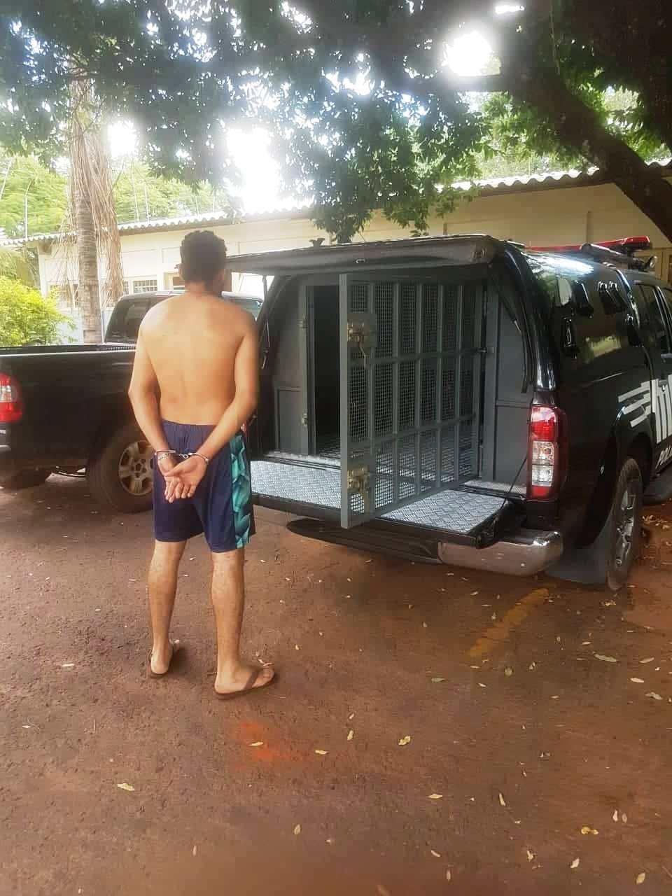 Três são presos por promover festa com bebidas alcoólicas para menores de idade
