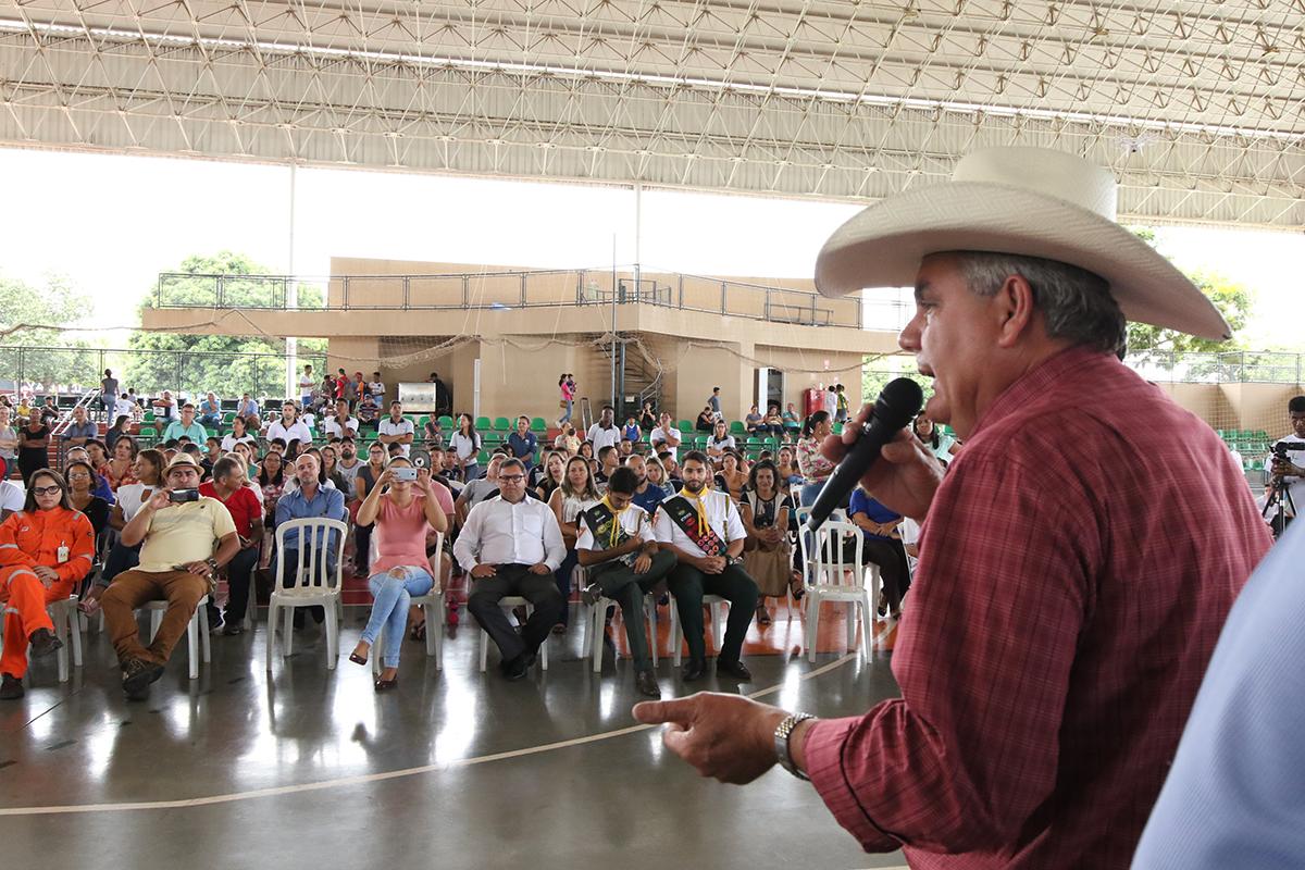 Prefeito Angelo Guerreiro participa da abertura oficial das atividades do Centro de Referência Esportiva