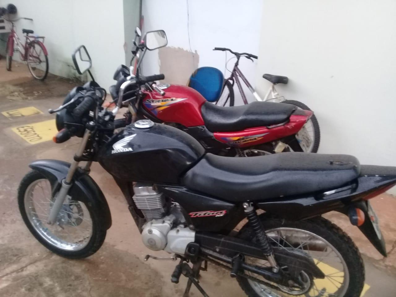 Trio preso com armas , drogas e furto de 12 mil reais em Casa de Doces em Três Lagoas 