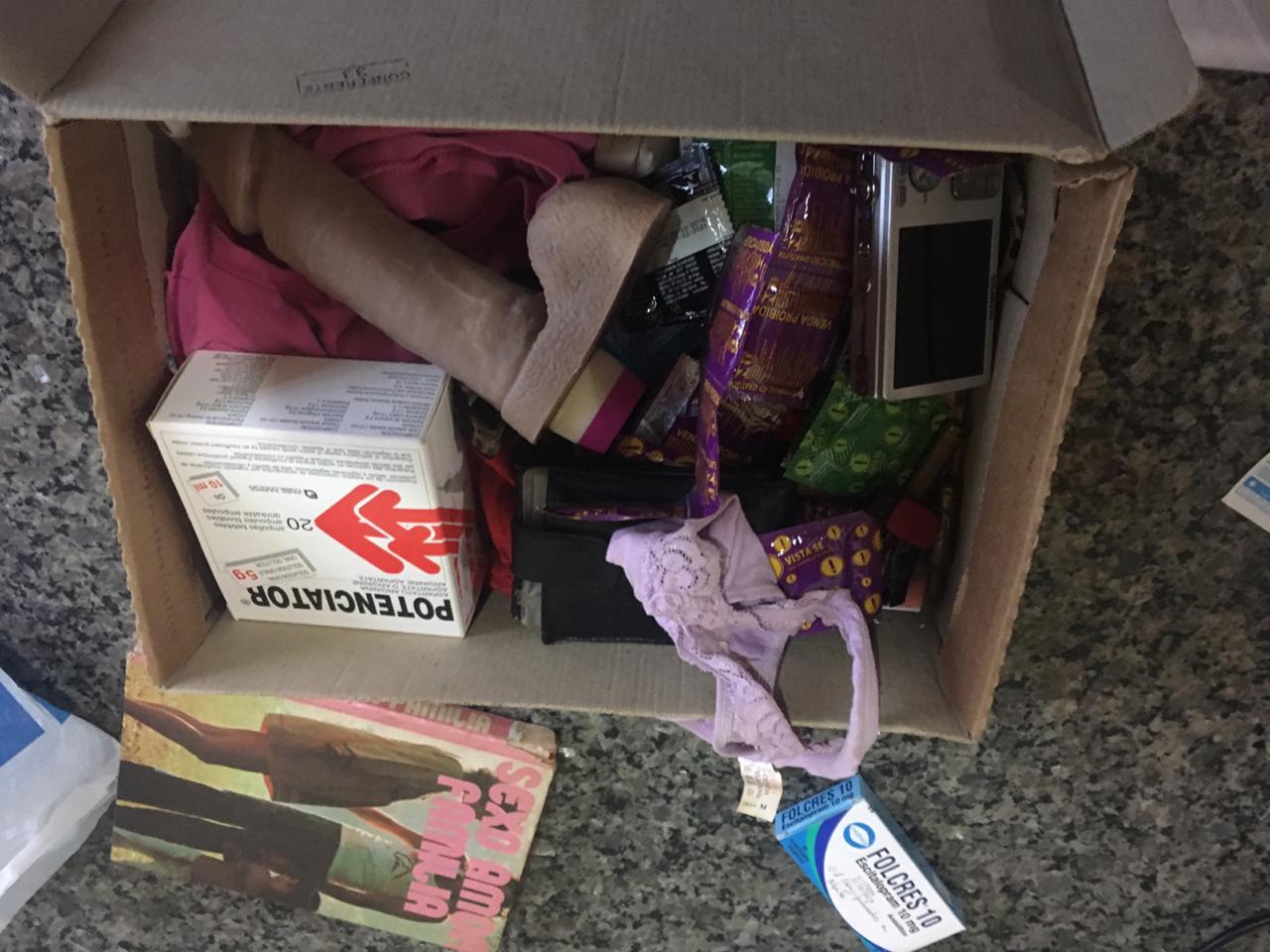 Pedófilo que usava calcinha é preso com vídeos e fotos pornográficas de crianças