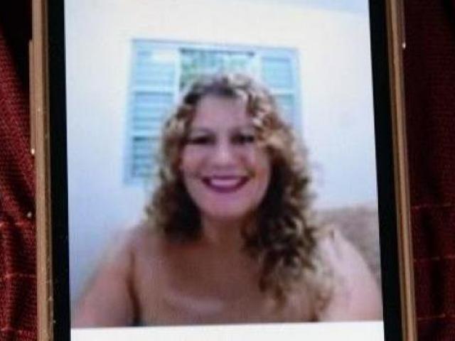 Ex-PM relata surto e que ouviu voz da morta reclamando da cova e da roupa