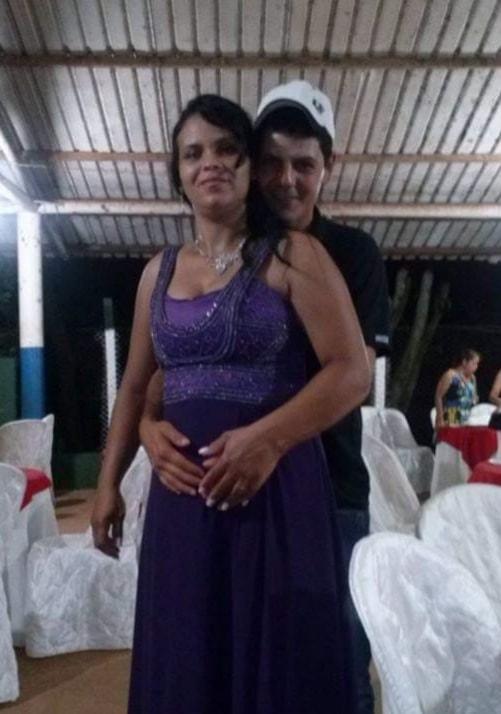 Marido é esfaqueado por mulher no interior paulista Marido é esfaqueado por mulher no interior paulista