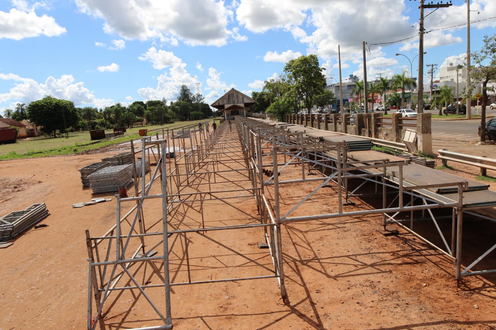 Estrutura para o Carnaval começa a ser montada em Três Lagoas Estrutura para o Carnaval começa a ser montada em Três Lagoas