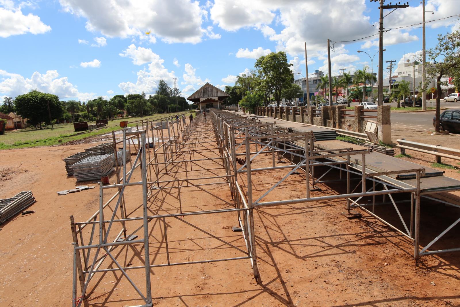 Estrutura para o Carnaval começa a ser montada em Três Lagoas Estrutura para o Carnaval começa a ser montada em Três Lagoas