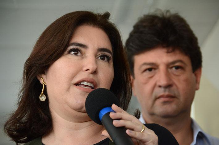 “Entra de um jeito e sai de outro”, diz Simone, sobre Reforma da Previdência