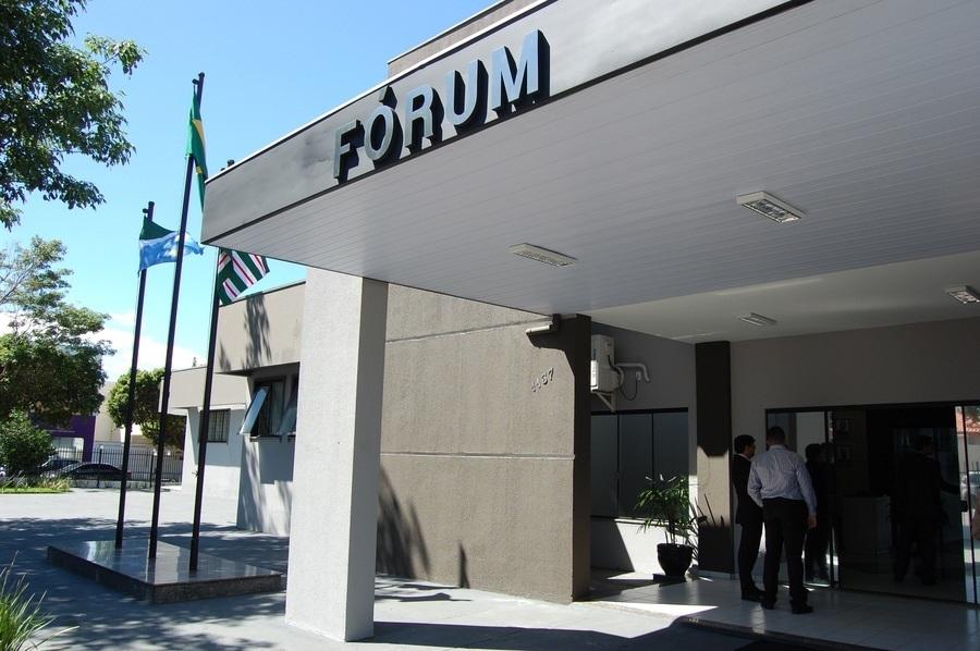 Adolescente acusada de matar a filha é ouvida pela polícia e passa por audiência de custódia