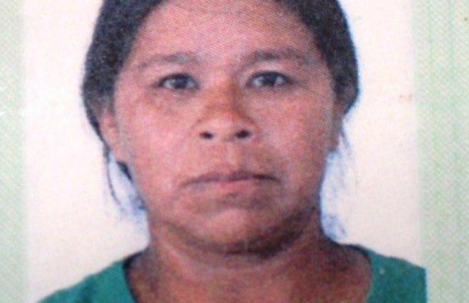 Após ter mão quase decepada, mulher é assassinada com facada na frente dos filhos em MS Após ter mão quase decepada, mulher é assassinada com facada na frente dos filhos em MS