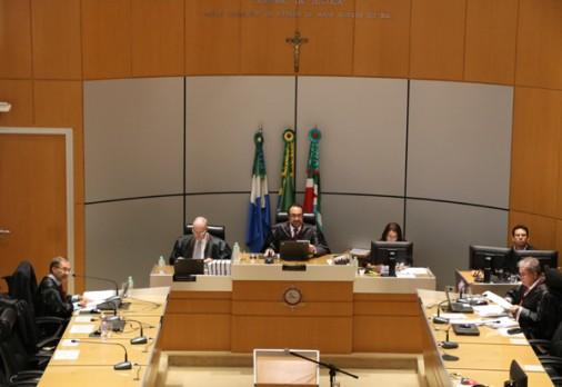Banco deve indenizar cliente por xingamentos feitos durante cobrança em MS